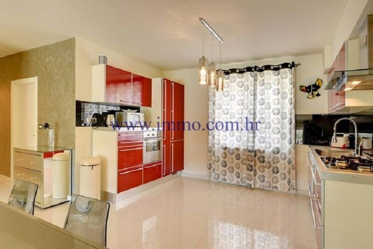 Вилла в Пуле, Хорватия, 260 м² - фото 7