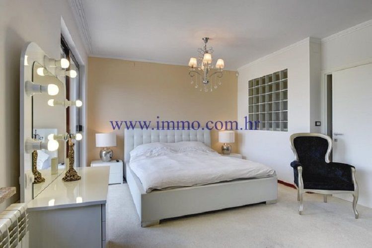 Вилла в Пуле, Хорватия, 260 м² - фото 9