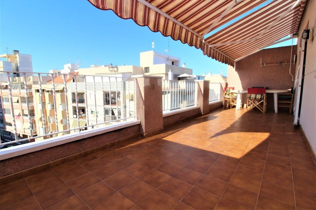 Пентхаус в Торревьехе, Испания, 60 м² - фото 1