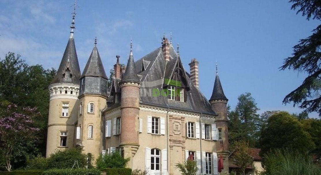 Отель, гостиница в Бордо, Франция, 1 000 м² - фото 2