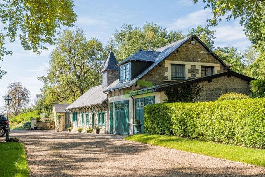 Замок в Пуату-Шаранта, Франция, 450 м² - фото 3