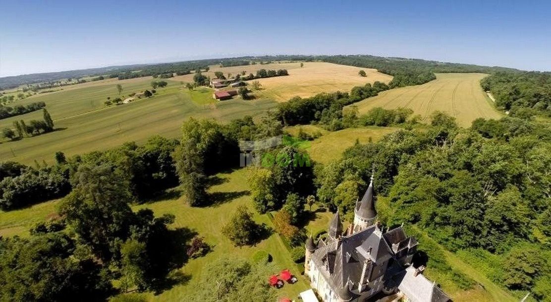 Отель, гостиница в Бордо, Франция, 1 000 м² - фото 4