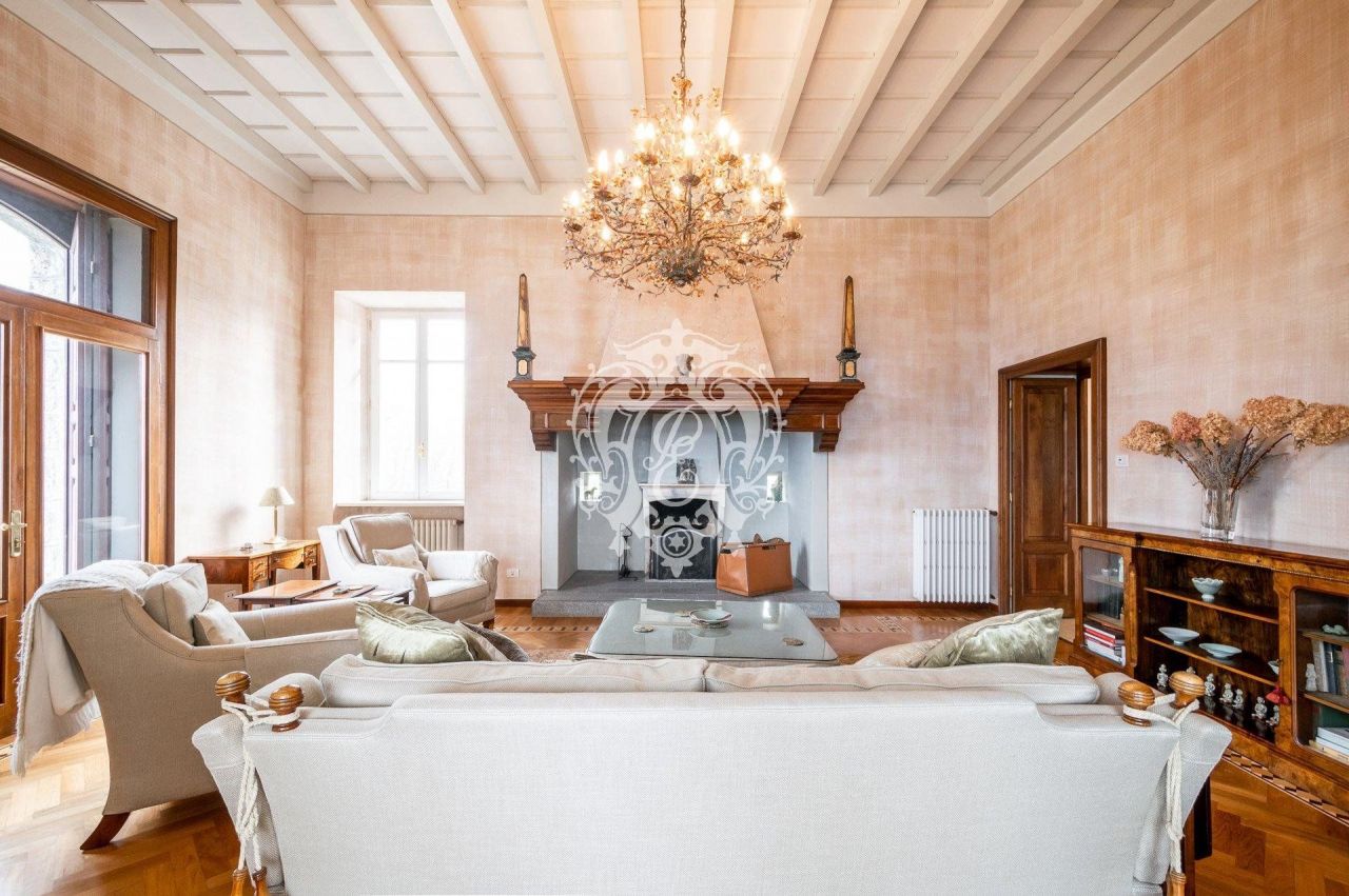 Вилла в Стрезе, Италия, 700 м² - фото 2