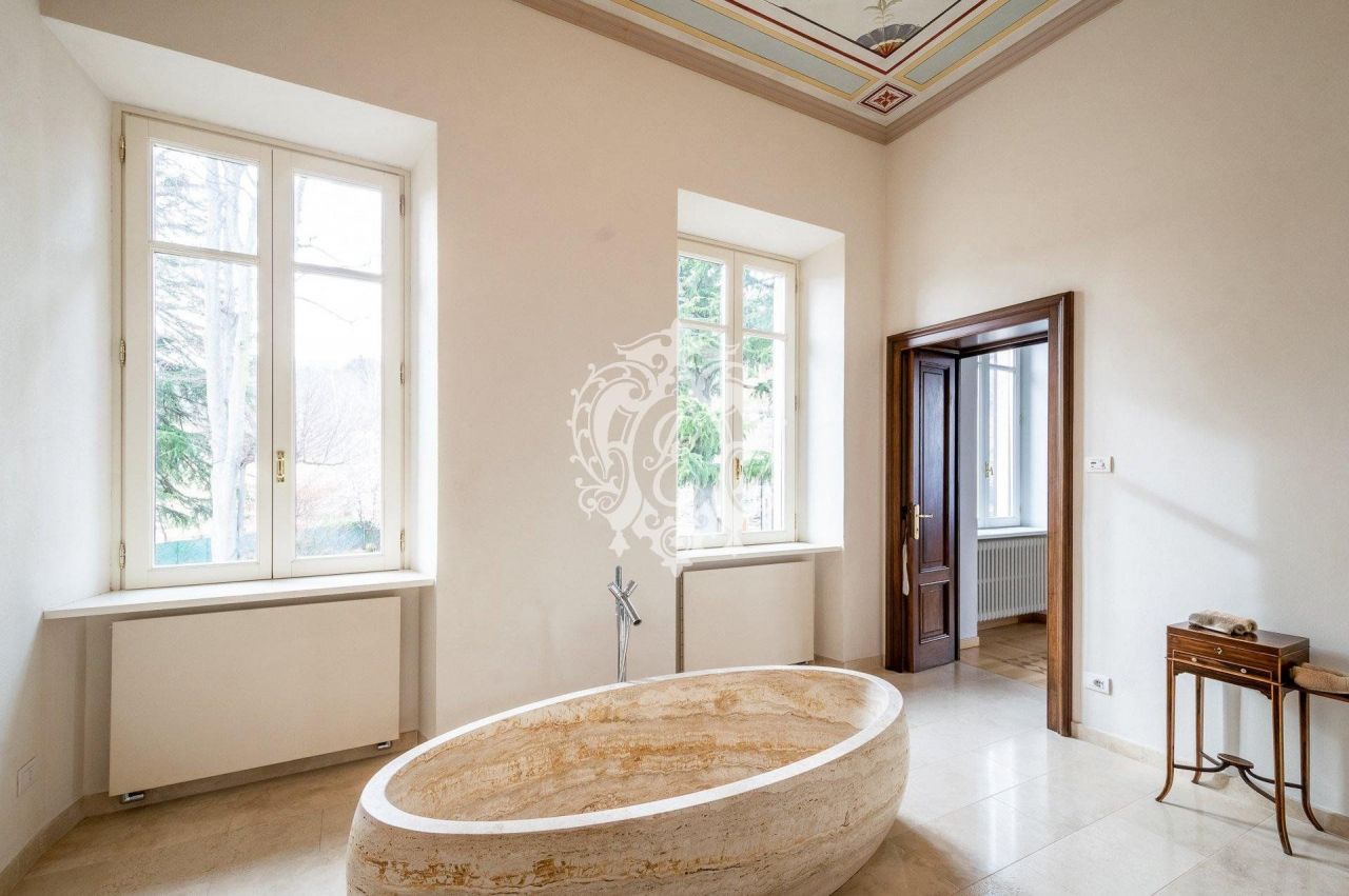 Вилла в Стрезе, Италия, 700 м² - фото 13