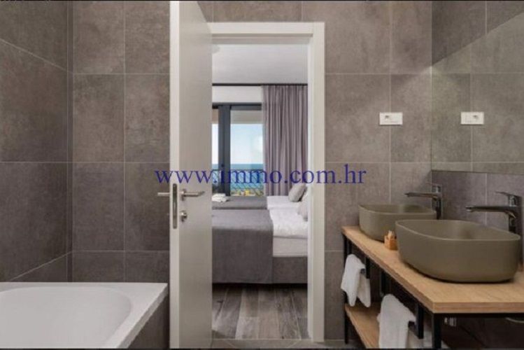 Вилла в Примоштене, Хорватия, 300 м² - фото 9