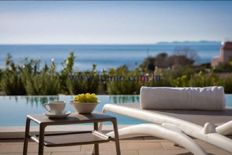 Вилла в Примоштене, Хорватия, 300 м² - фото 2