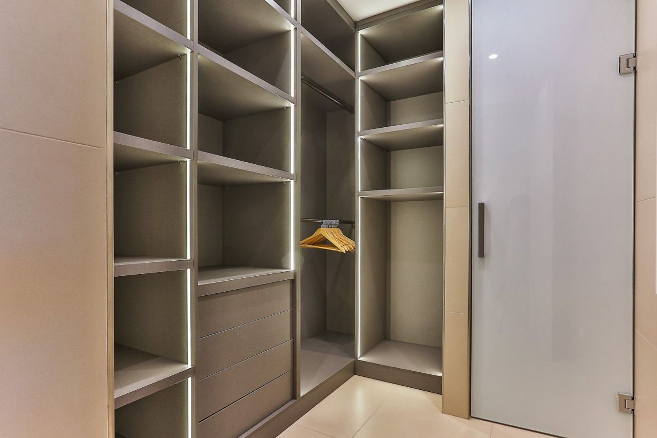 Квартира в Будве, Черногория, 195 м² - фото 17