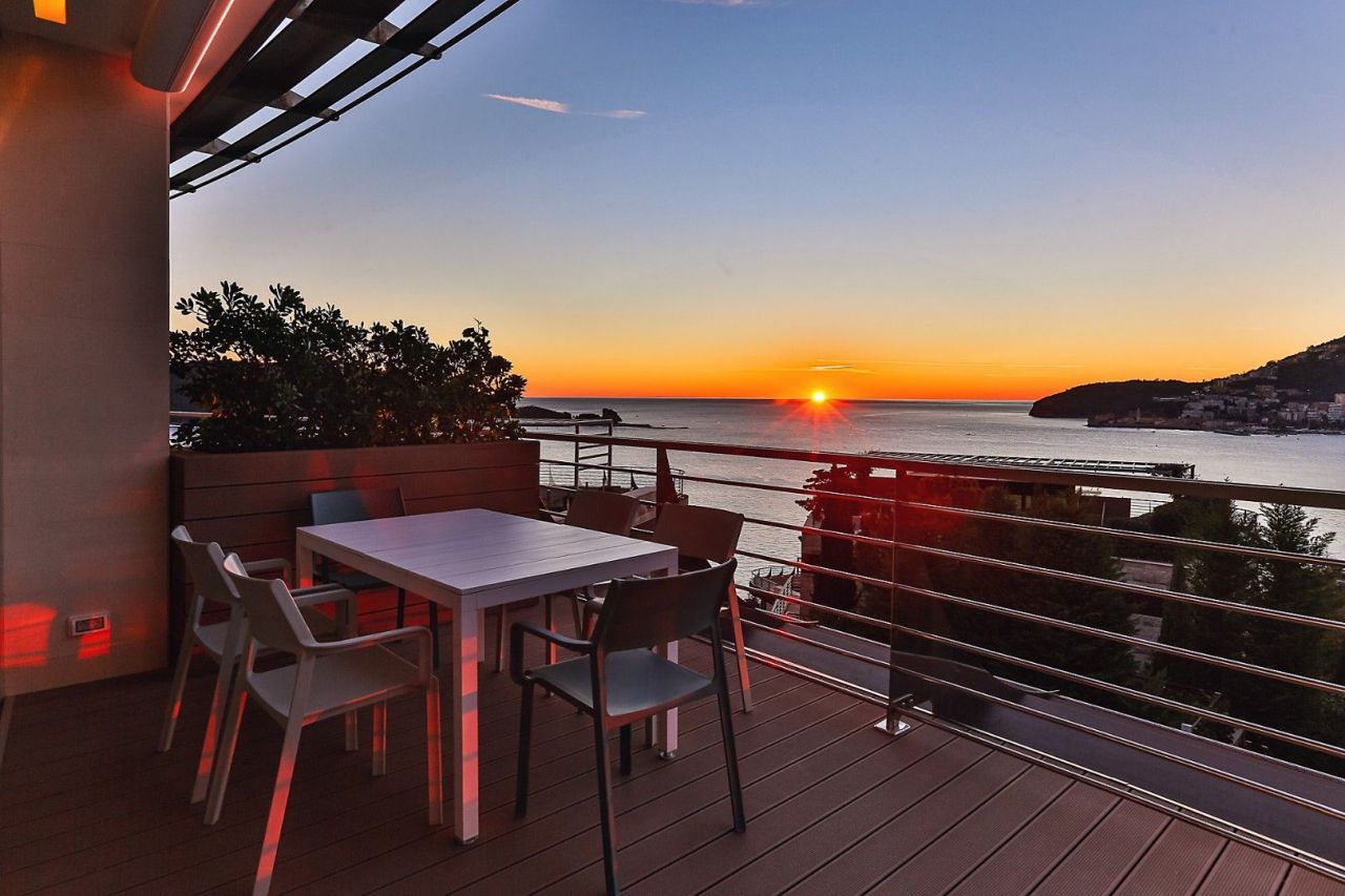 Квартира в Будве, Черногория, 195 м² - фото 18