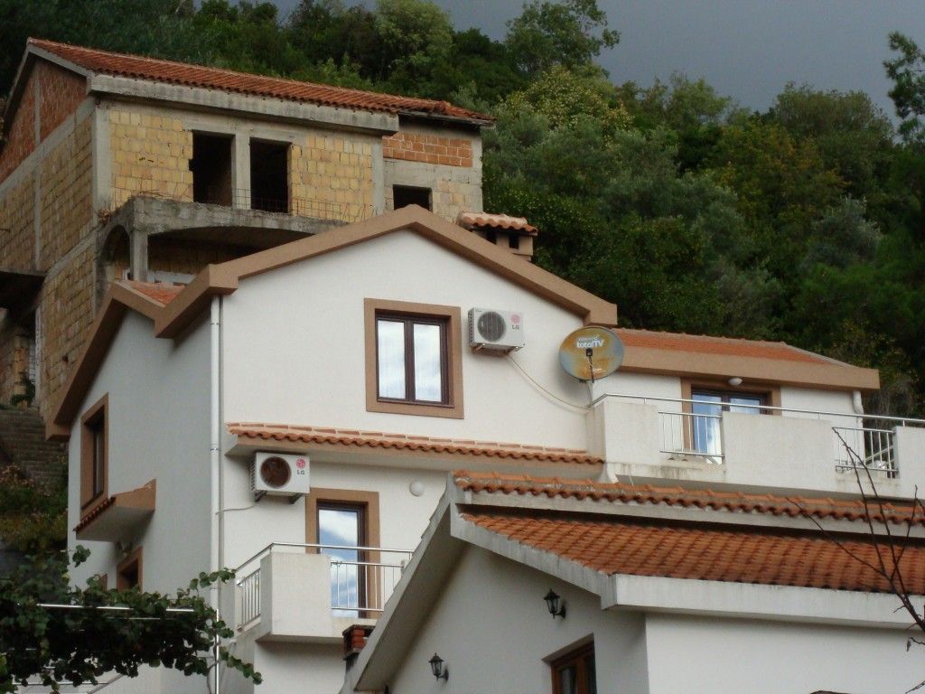 Дом в Будве, Черногория, 211 м2 - фото 1