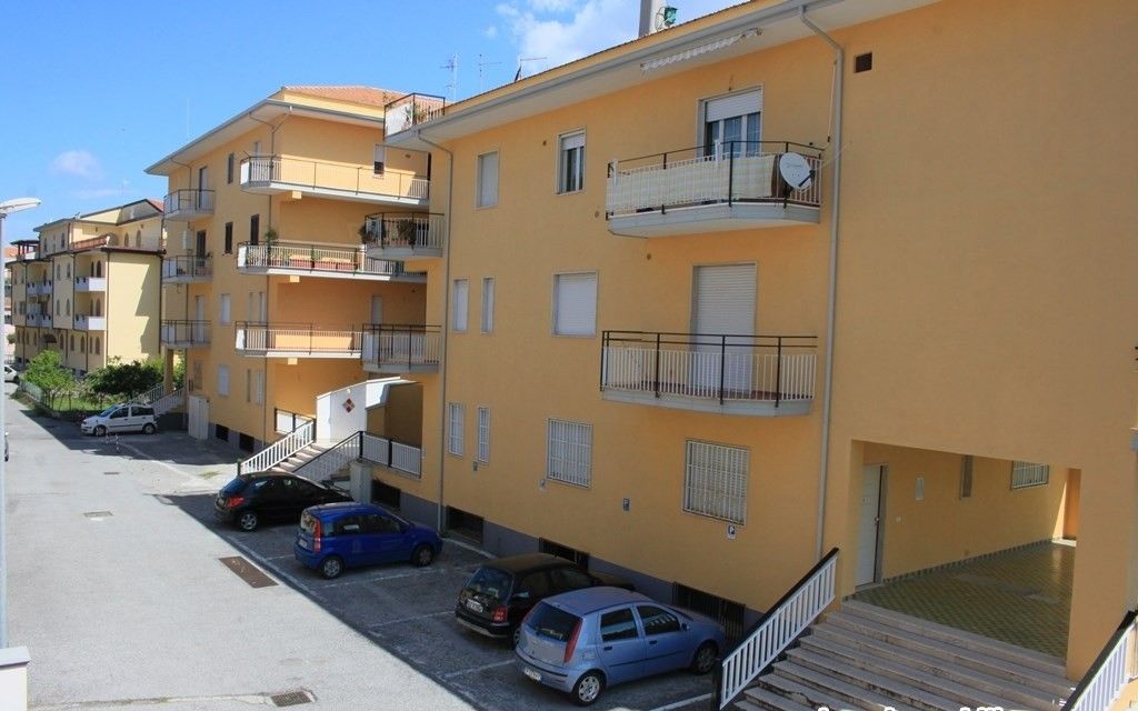Квартира в Скалее, Италия, 77 м2 - фото 1