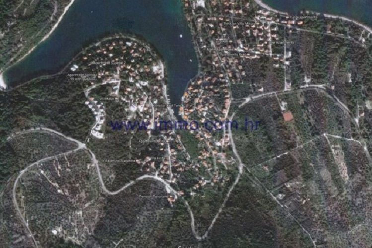 Земля на острове Браче, Хорватия, 5 000 м² - фото 1