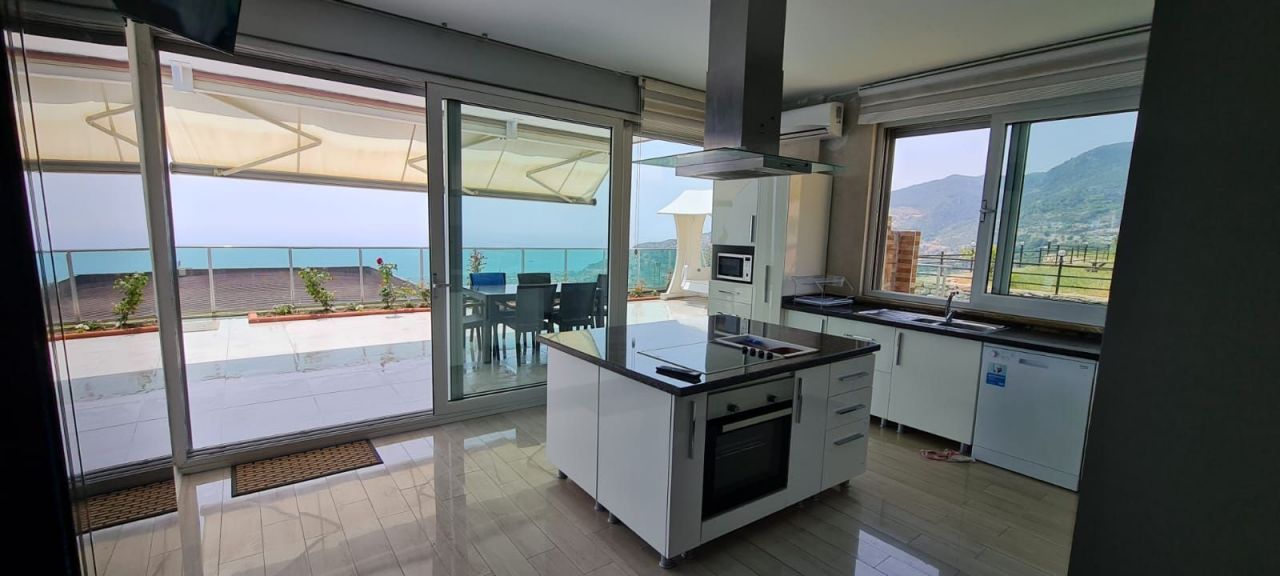 Вилла в Алании, Турция, 350 м² - фото 8