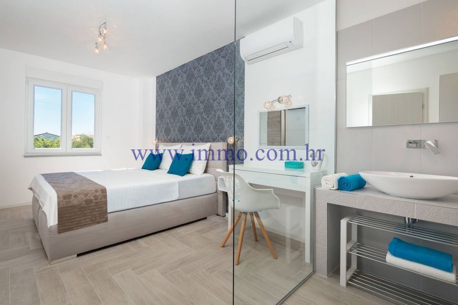 Вилла в Рогознице, Хорватия, 377 м² - фото 9