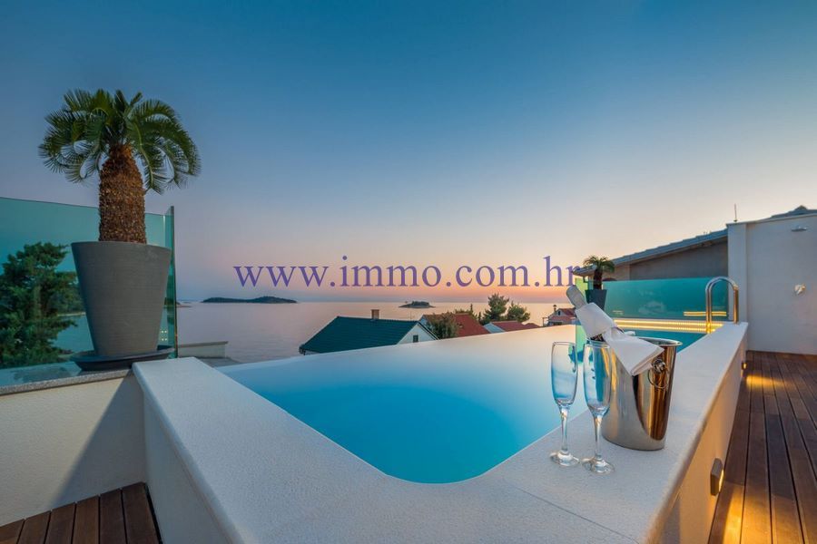 Вилла в Рогознице, Хорватия, 377 м² - фото 18