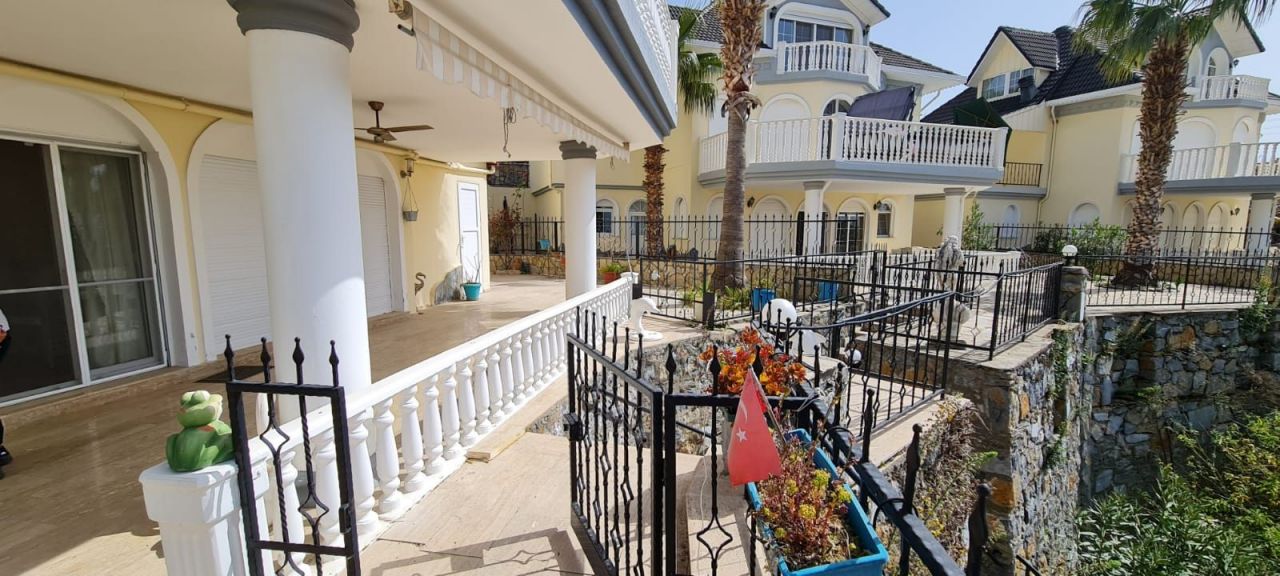 Вилла в Алании, Турция, 400 м² - фото 4