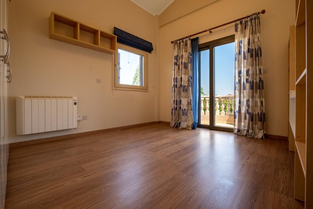 Квартира в Пафосе, Кипр, 251 м² - фото 15