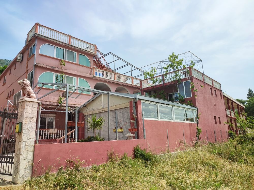 Отель, гостиница в Сутоморе, Черногория, 600 м² - фото 3