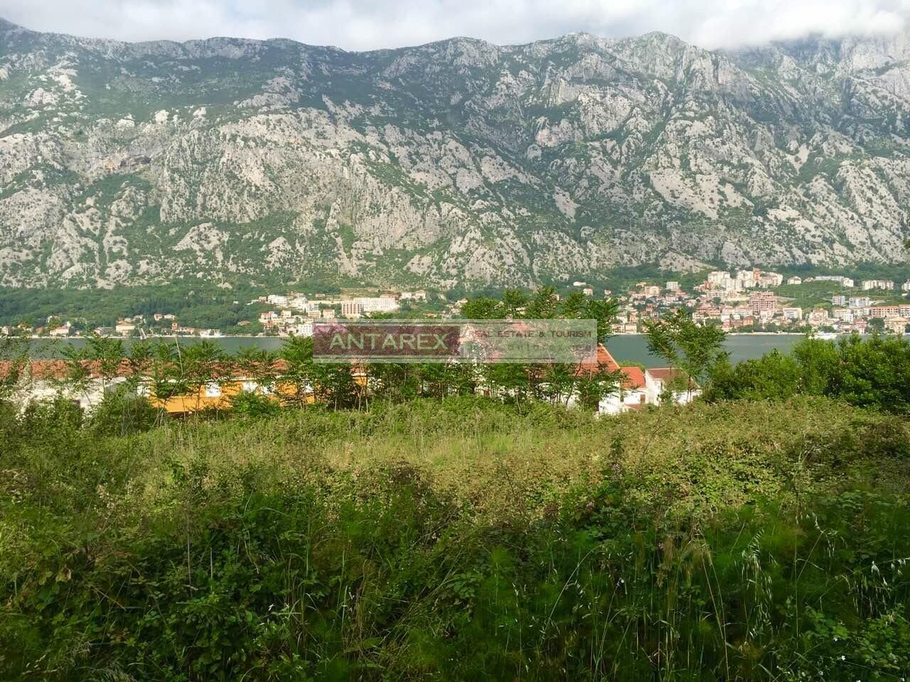 Земля в Прчани, Черногория, 1 945 м2 - фото 1