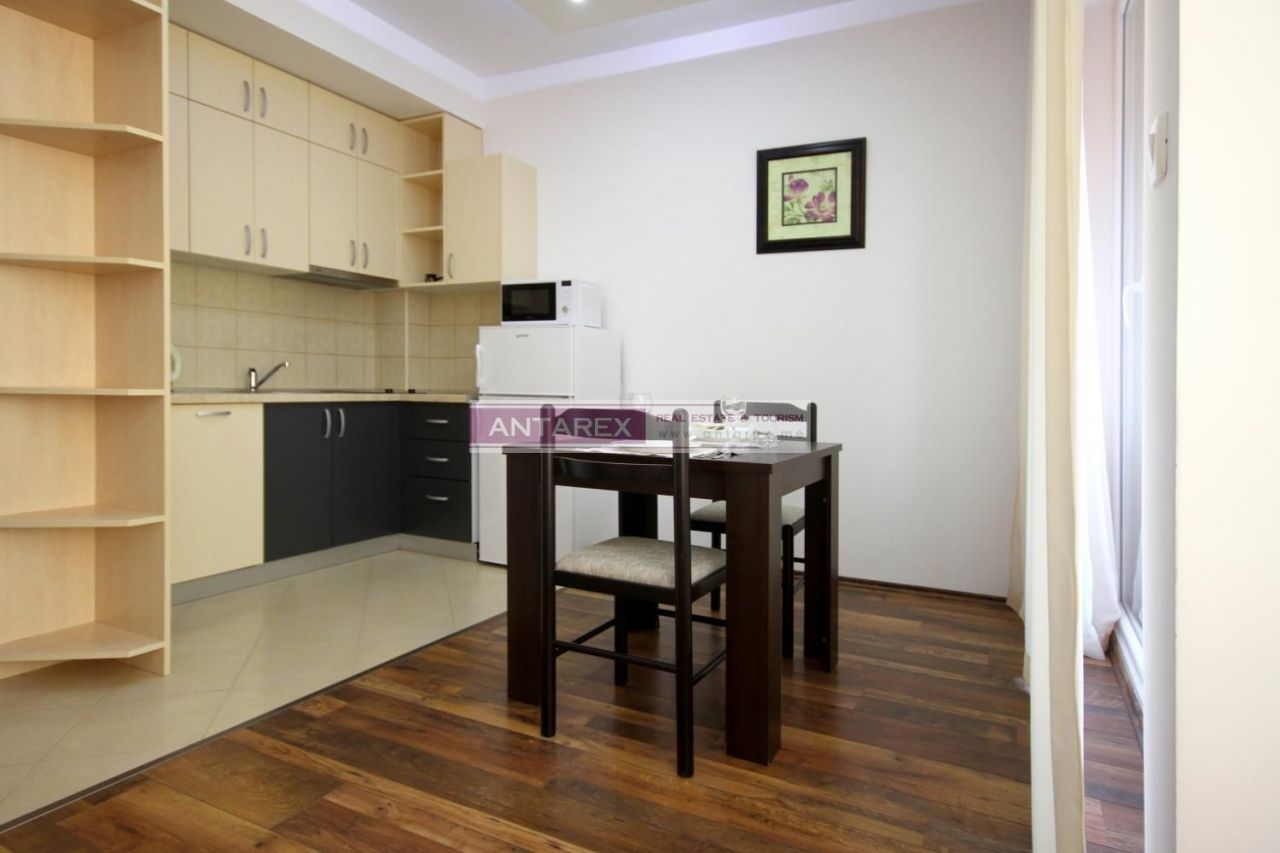 Апартаменты в Бечичи, Черногория, 35 м² - фото 1