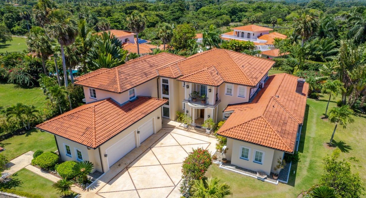 Вилла в Сосуа, Доминиканская Республика, 710 м² - фото 2