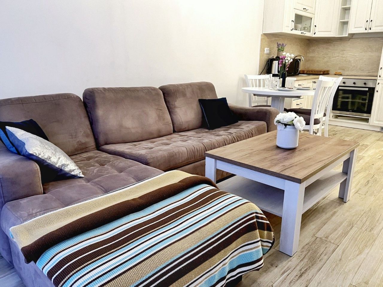 Квартира в Добра Воде, Черногория, 32 м² - фото 3