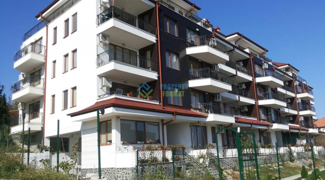 Апартаменты в Бяле, Болгария, 75 м2 - фото 1