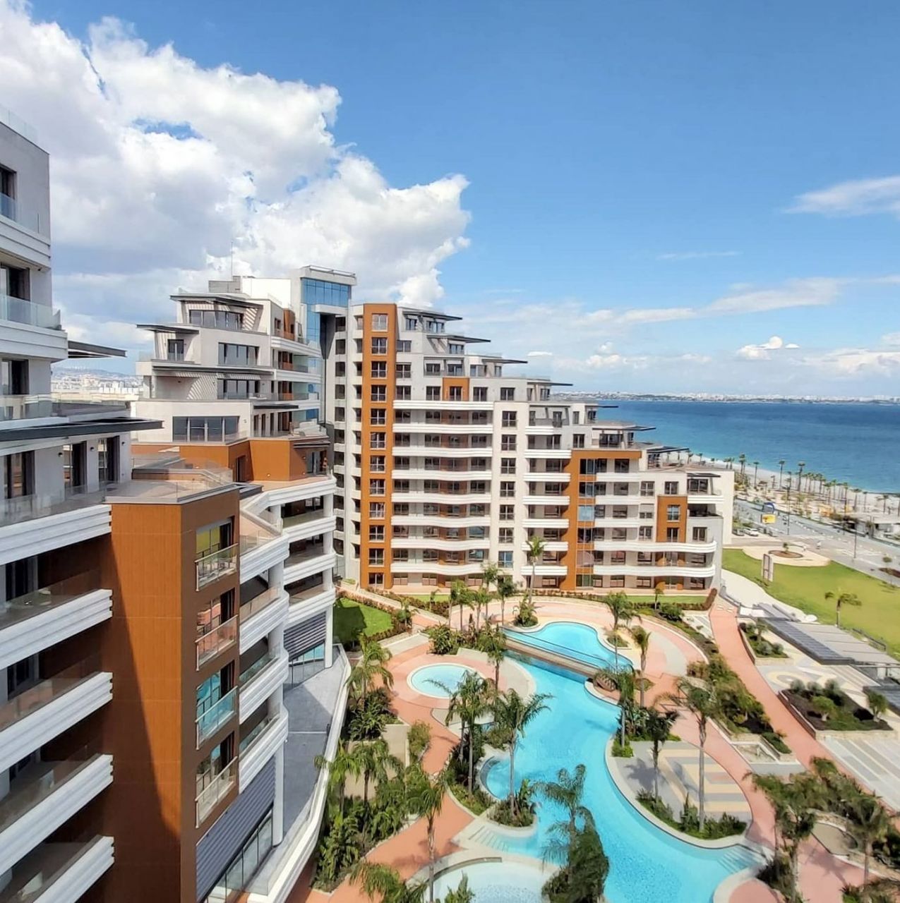 Квартира в Анталии, Турция, 182 м² - фото 1