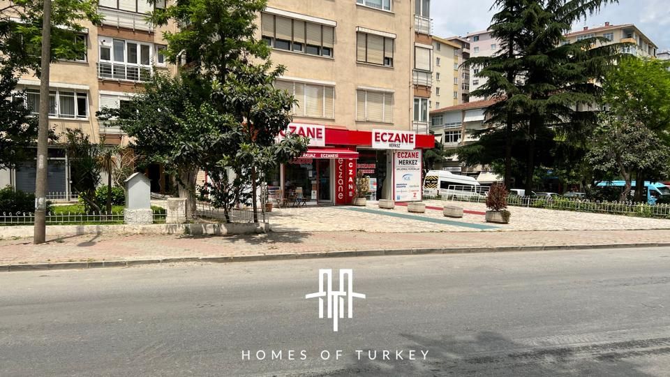 Магазин в Стамбуле, Турция, 120 м2 - фото 1