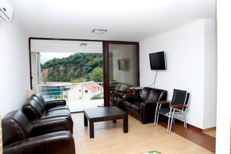 Дом в Лепетани, Черногория, 250 м² - фото 2