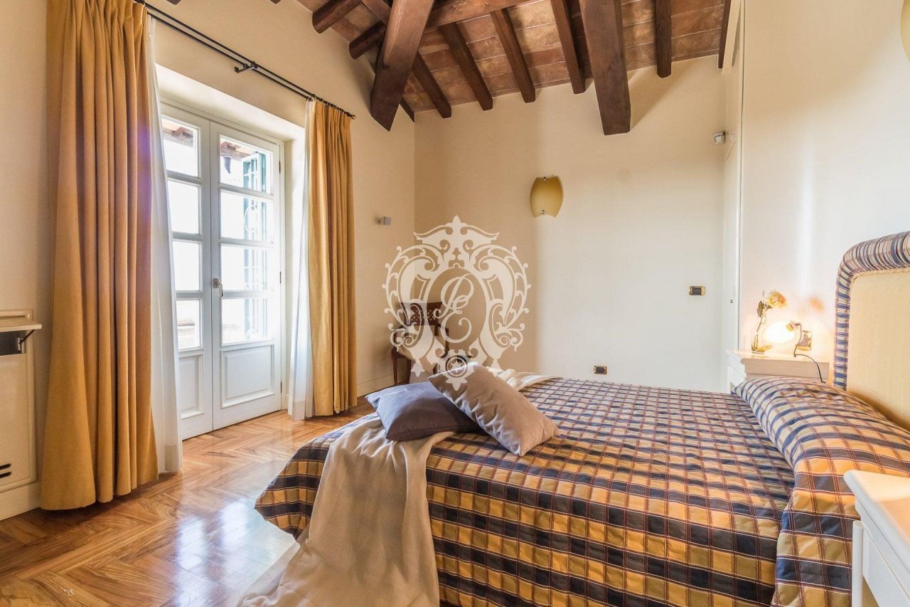 Вилла в Риме, Италия, 770 м² - фото 3