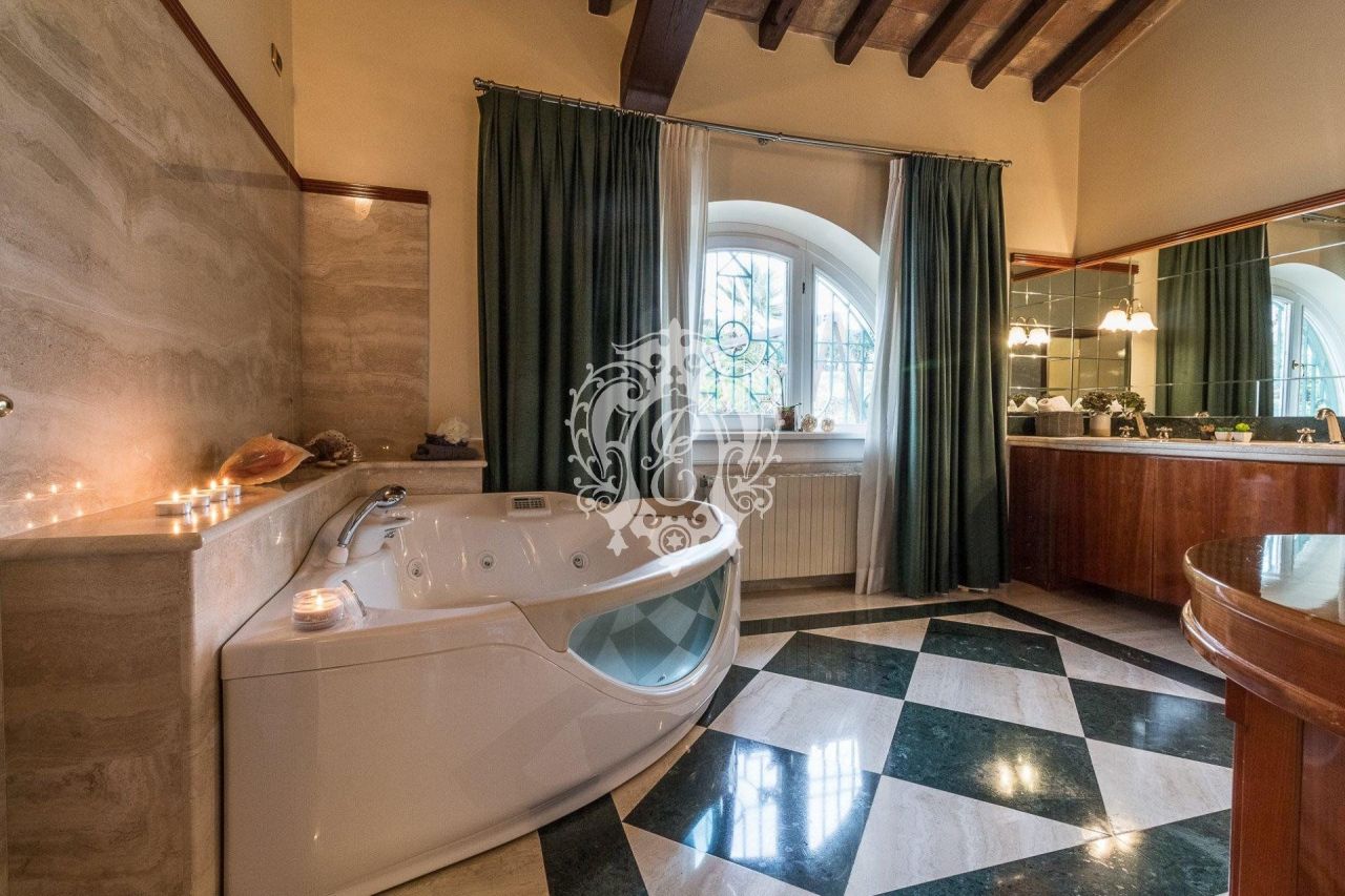 Вилла в Риме, Италия, 770 м² - фото 11