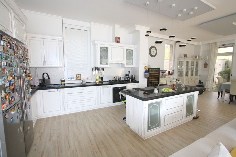 Вилла в Дженовичах, Черногория, 647 м² - фото 6