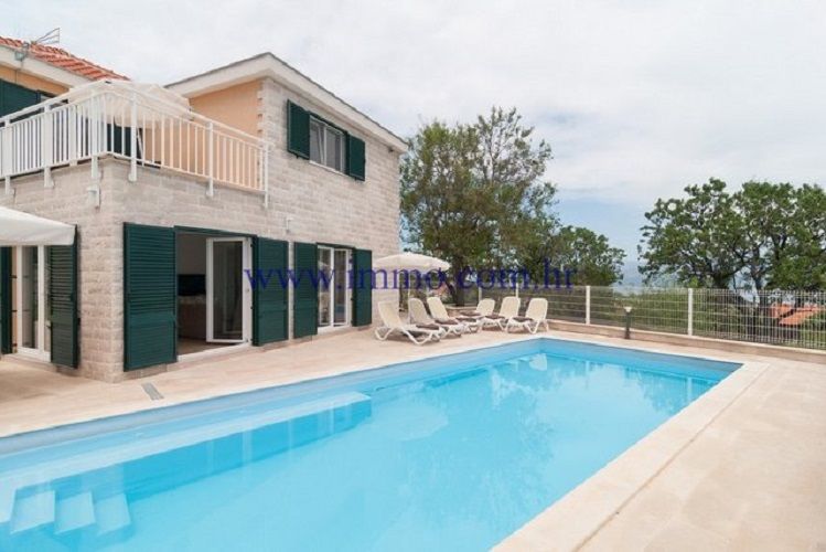 Вилла на острове Брач, Хорватия, 135 м² - фото 2