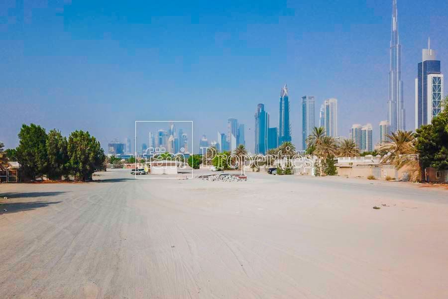 Земля в Дубае, ОАЭ, 3 716 м2 - фото 1