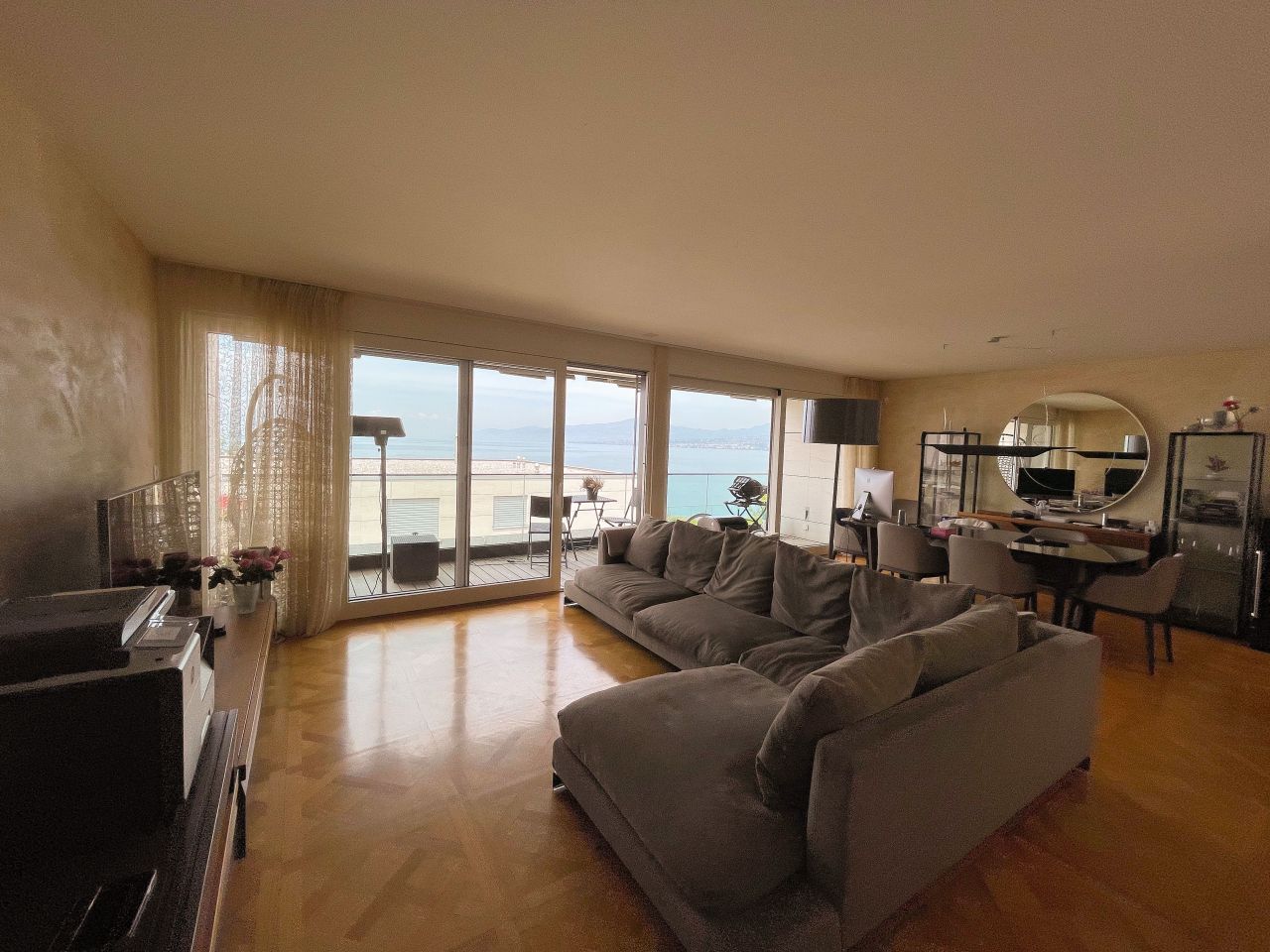 Апартаменты в Монтрё, Швейцария, 130 м² - фото 4