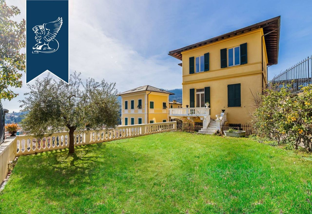 Вилла в Санта-Маргерита-Лигуре, Италия, 500 м² - фото 1