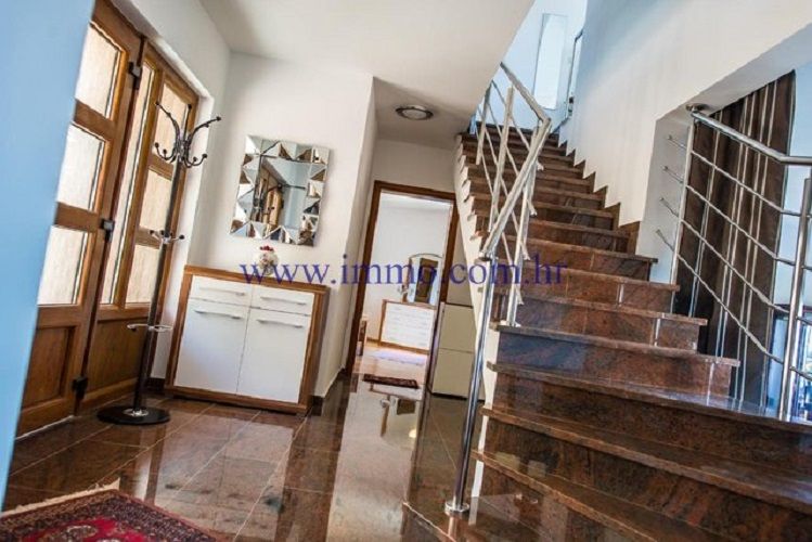 Вилла в Рогознице, Хорватия, 447 м² - фото 10