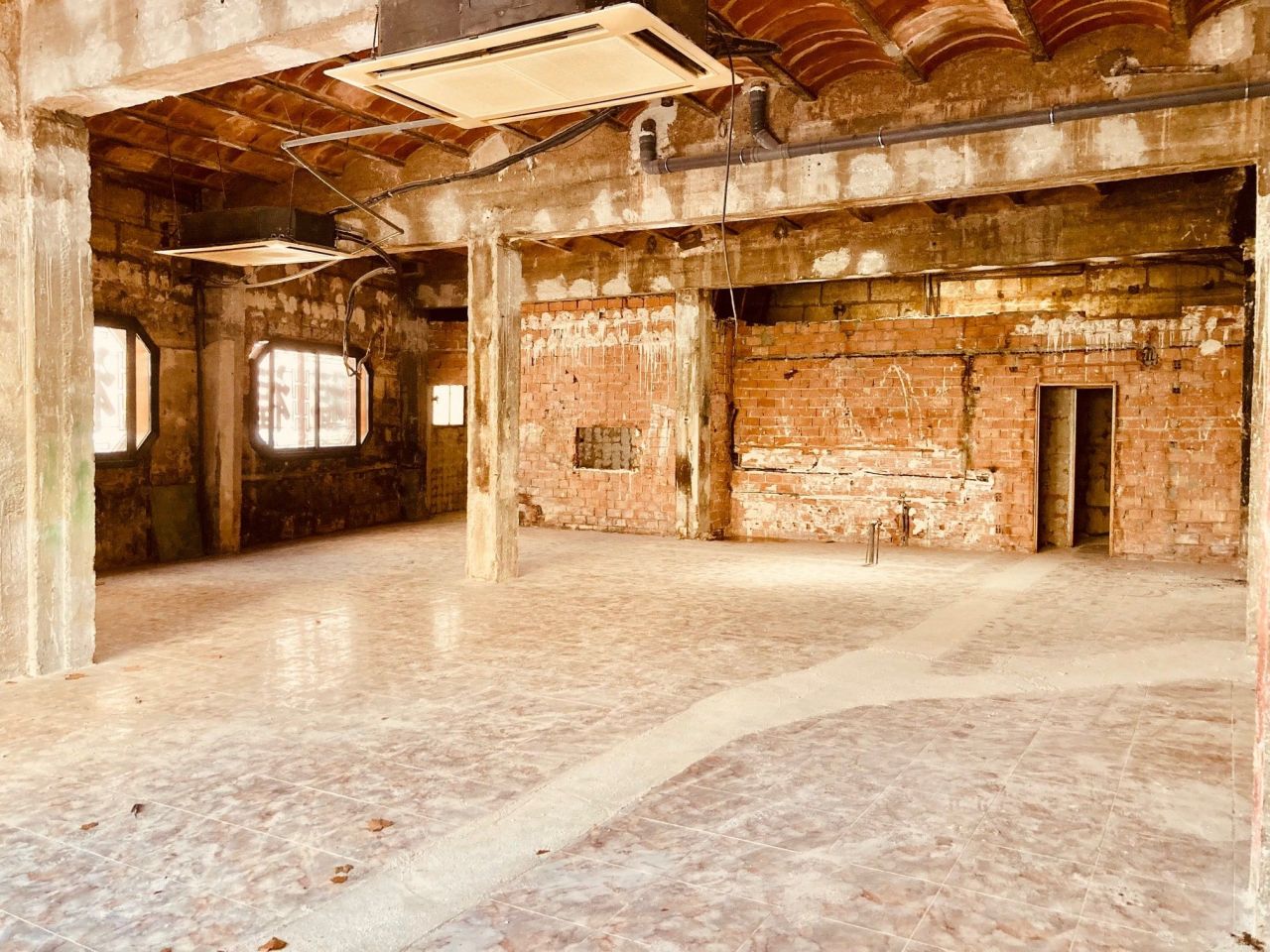 Коммерческая недвижимость в Манакоре, Испания, 192 м² - фото 1