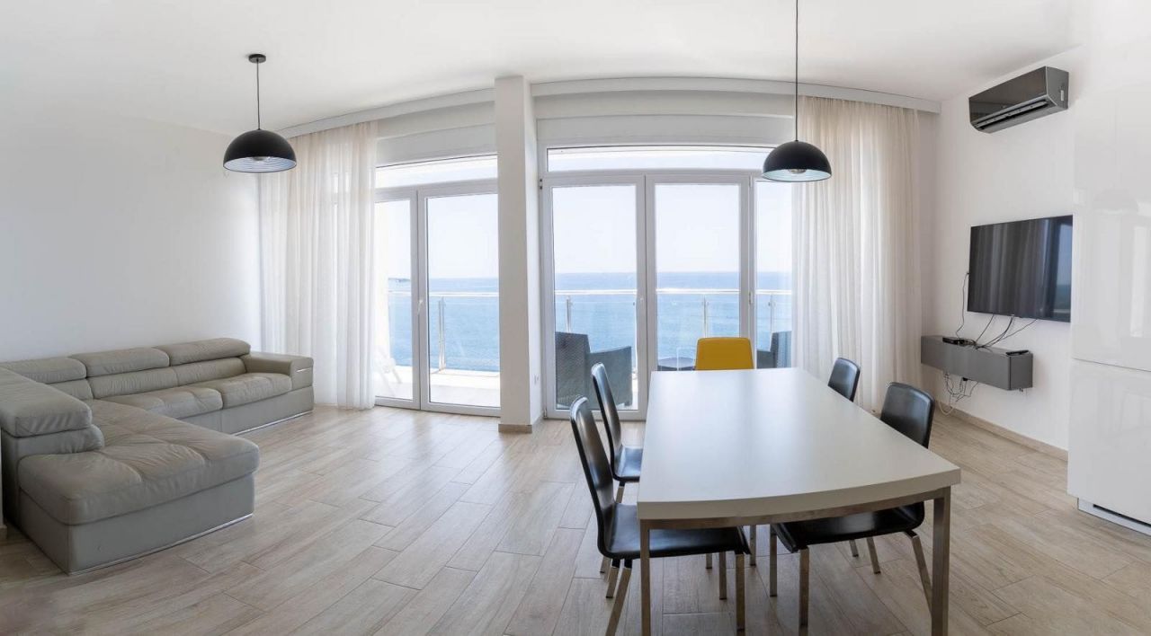 Квартира в Добра Воде, Черногория, 106 м² - фото 3