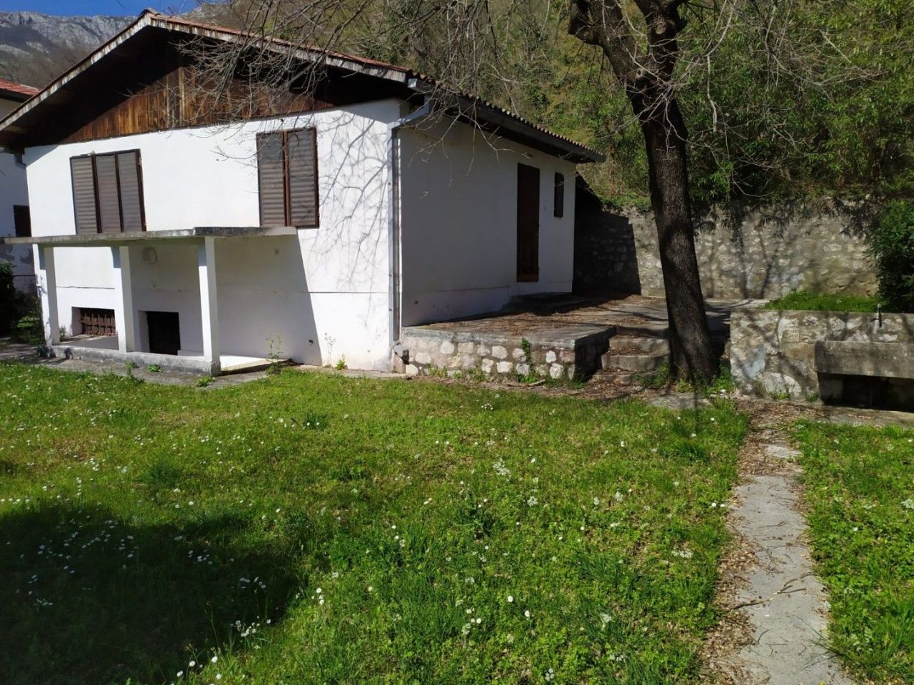 Коммерческая недвижимость в Сутоморе, Черногория, 90 м² - фото 3