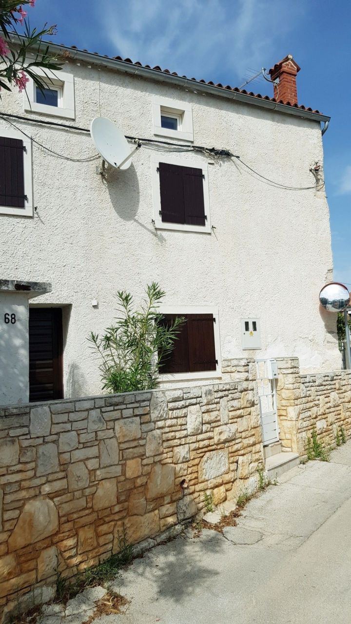 Дом в Лижняне, Хорватия, 100 м2 - фото 1