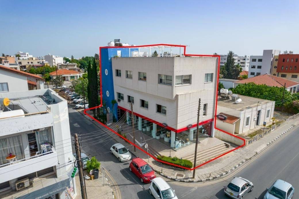 Коммерческая недвижимость в Пафосе, Кипр, 556 м2 - фото 1