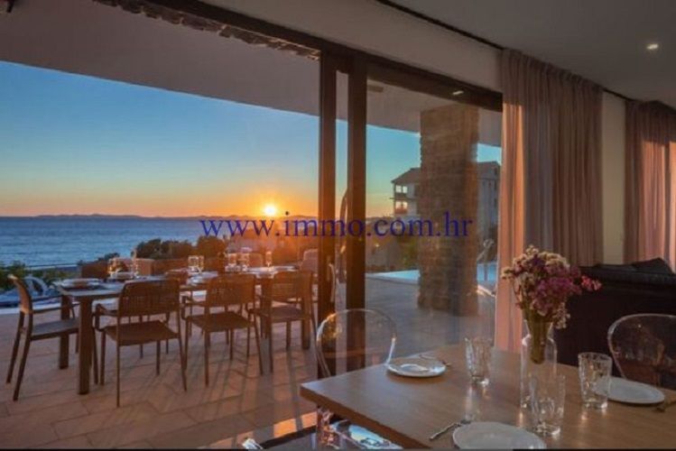 Вилла в Примоштене, Хорватия, 300 м² - фото 16