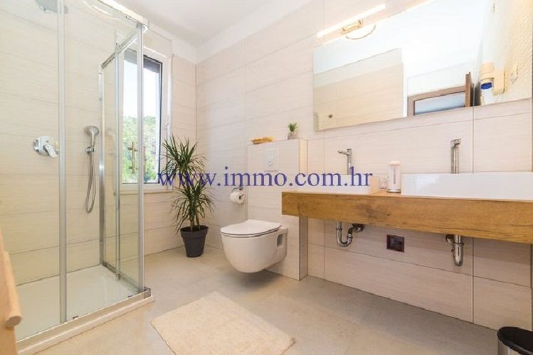 Вилла в Трогире, Хорватия, 325 м² - фото 11