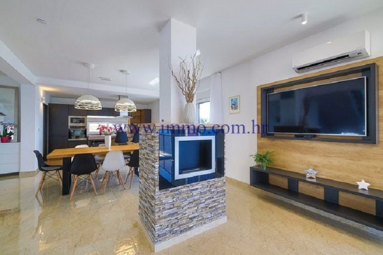 Вилла в Трогире, Хорватия, 325 м² - фото 4