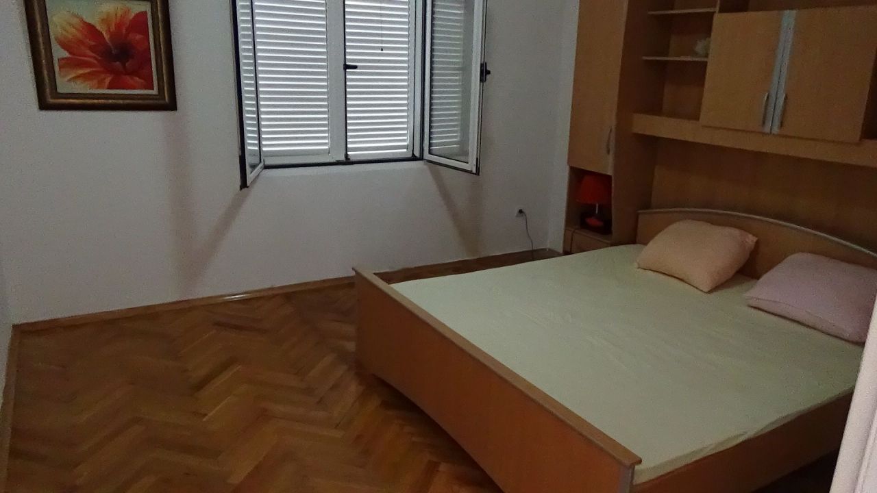 Вилла в Доброте, Черногория, 300 м² - фото 11