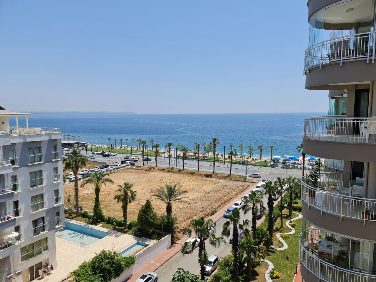 Квартира в Анталии, Турция, 90 м² - фото 1