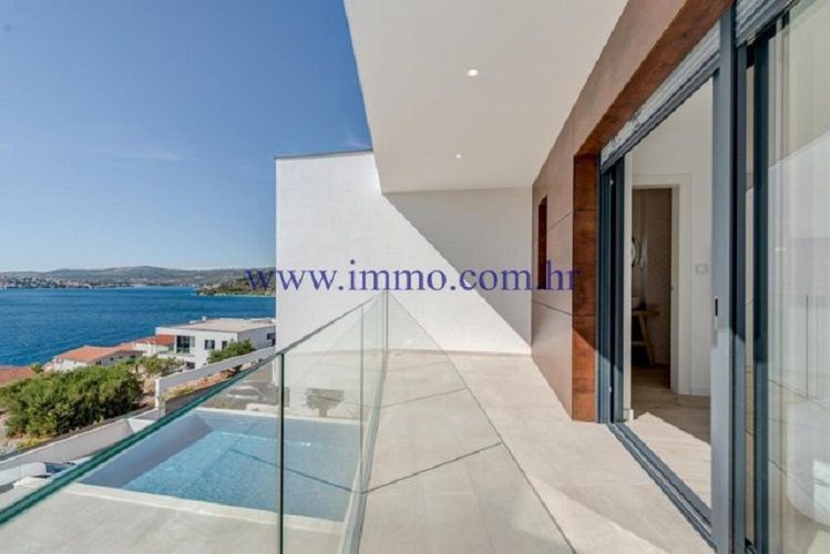 Вилла в Рогознице, Хорватия, 270 м² - фото 12