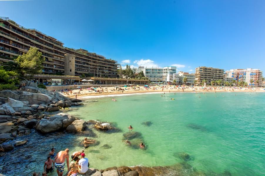 Вилла в Плайя де Аро, Испания, 300 м² - фото 8