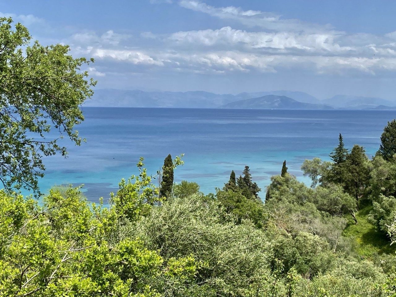 Земля на Корфу, Греция, 4 238 м2 - фото 1